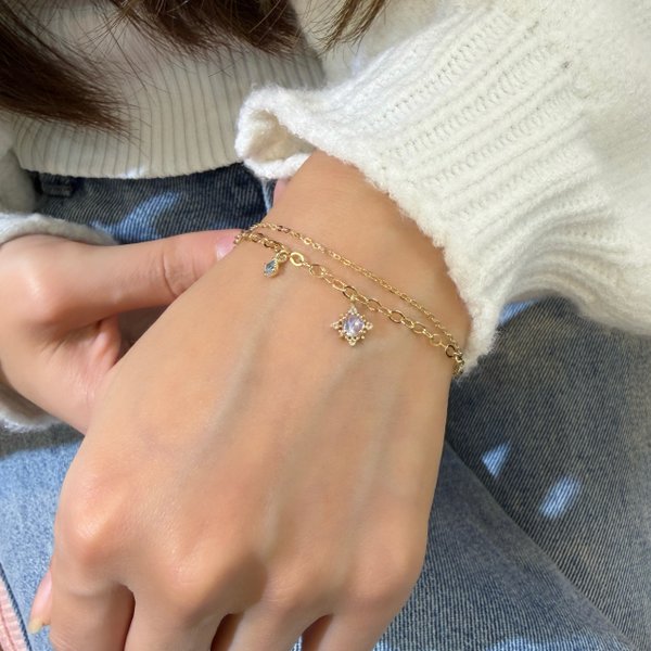 CLAIRE Bracelet - Moonstone (Yellow Gold)