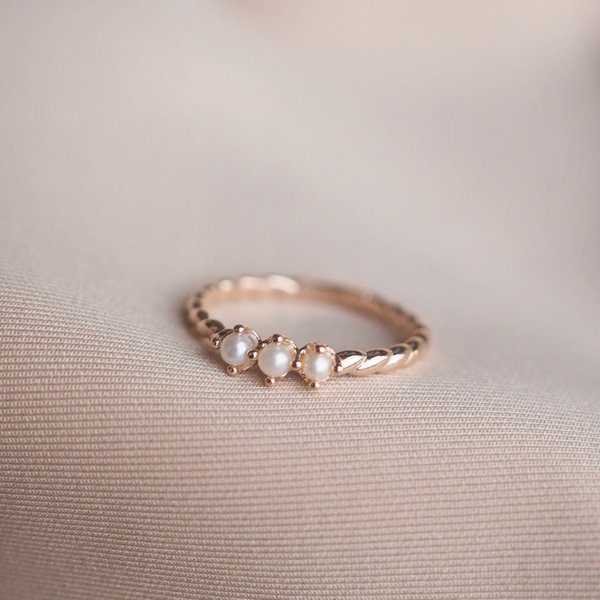 AERI Ring - Pearl (Rose Gold)