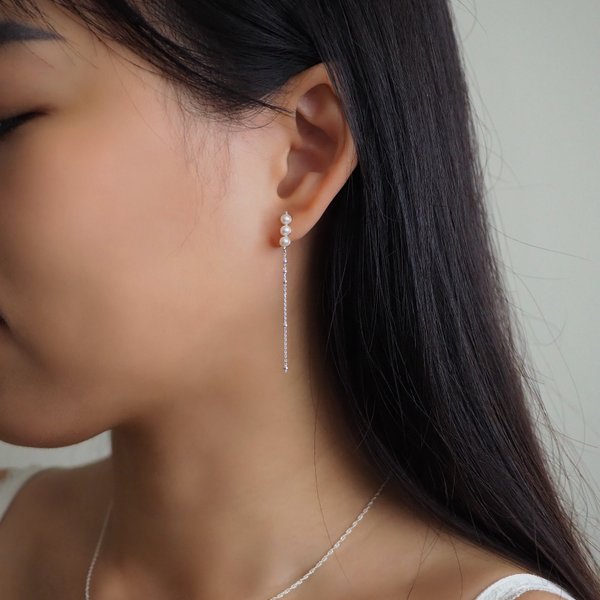 AERI Earrings - Pearl (Silver)