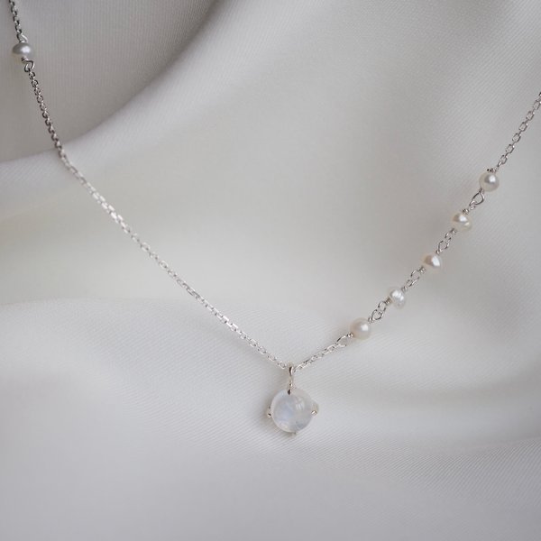 TIARA Necklace - Moonstone (Silver)