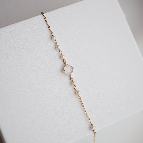 TIARA Bracelet - Moonstone (Yellow Gold)