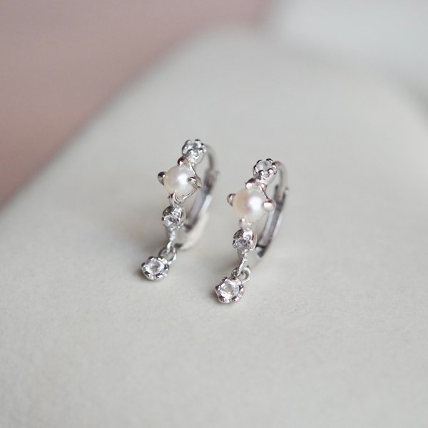 ASTERIA Huggies - Pearl (Silver)