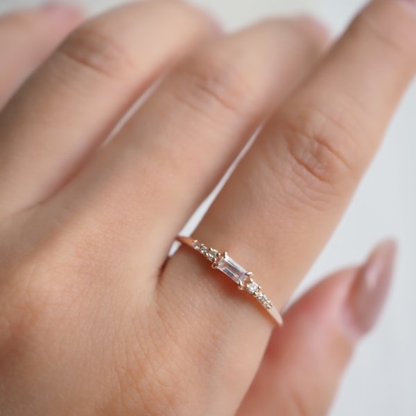 REGINA Ring - Moonstone in 14K Rose Gold