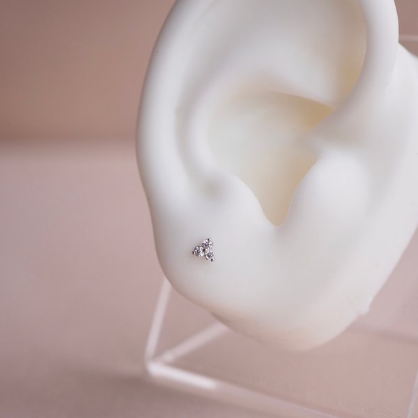 ASTIE 14K White Gold Barbell Earring (Single)