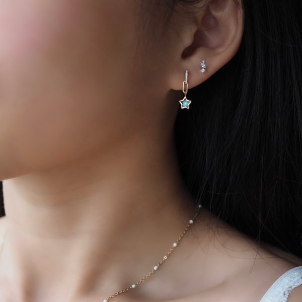 SOLIS Earrings - Moonstone (Yellow Gold)