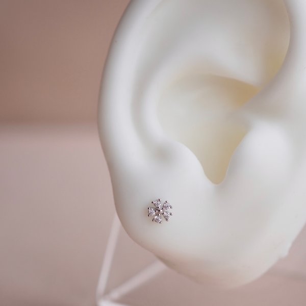 MARI 14K White Gold Barbell Earring (Single)