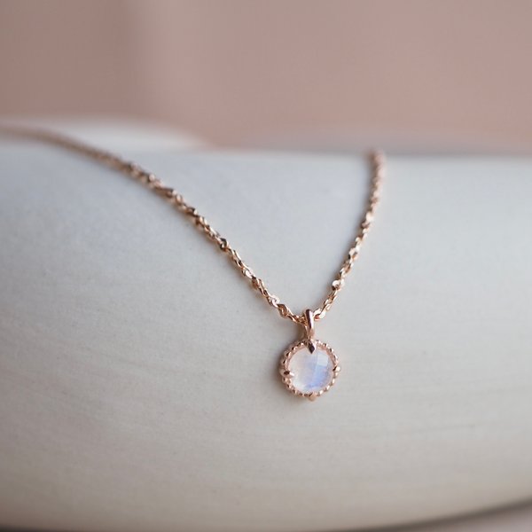 ROSETTE Necklace - Moonstone (Rose Gold)