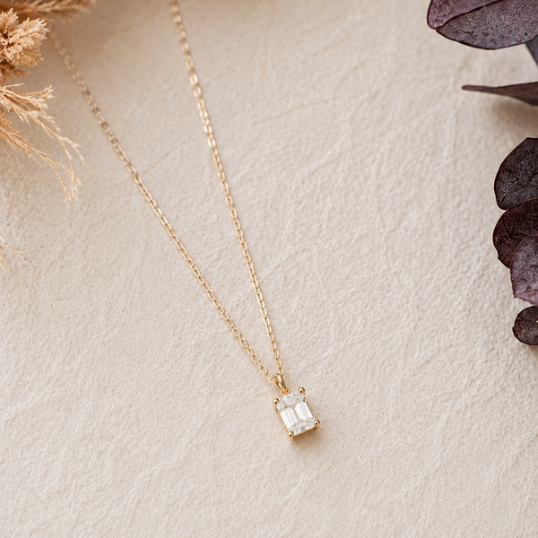 14KYG Lab Grown Diamond Necklace - Baguette
