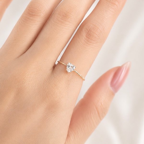 14KYG Lab Grown Diamond Ring - Heart
