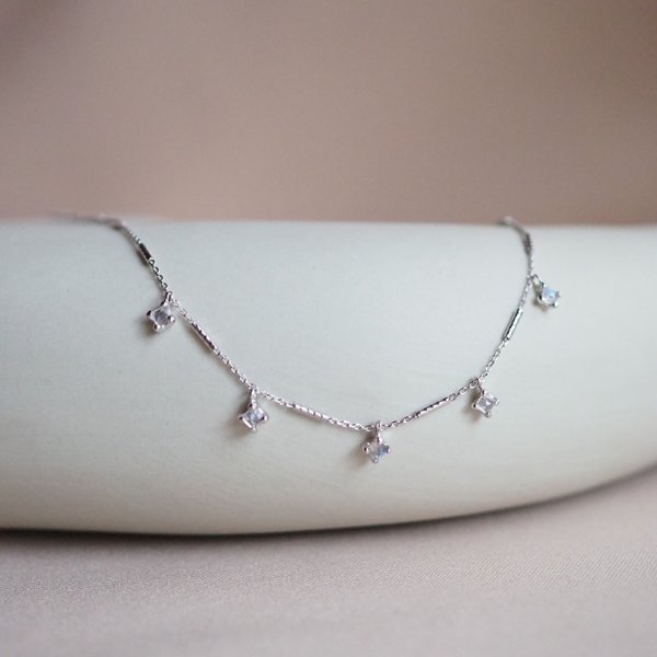 TAYLOR Necklace - (Silver)