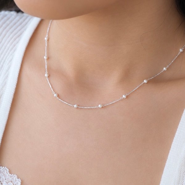 AMIE Necklace - Pearl (Silver)