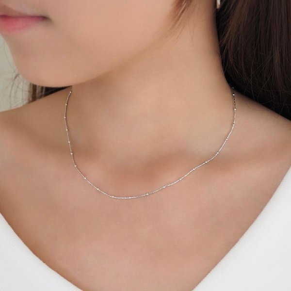 DOTTED SNAKE Chain Necklace