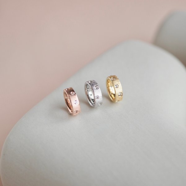 BLOC Ring Pendant - White Topaz