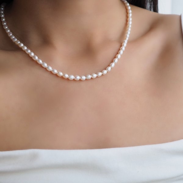 DAYRA Pearl Necklace
