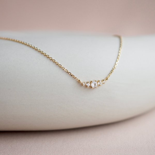 JUDITH Necklace - Moonstone (Yellow Gold)