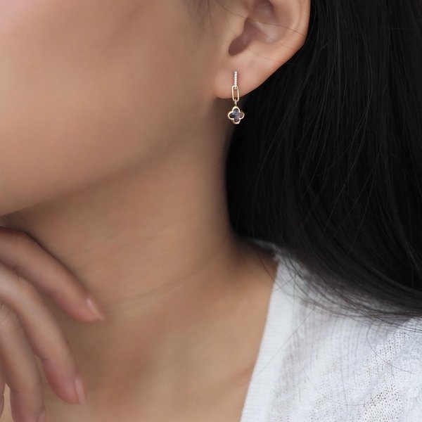 CAMMY Earrings - Moonstone (Yellow Gold)