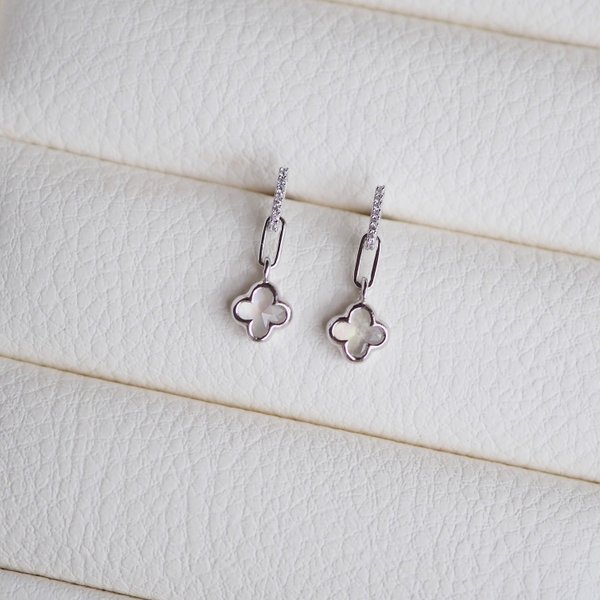 CAMMY Earrings - Moonstone (Silver)