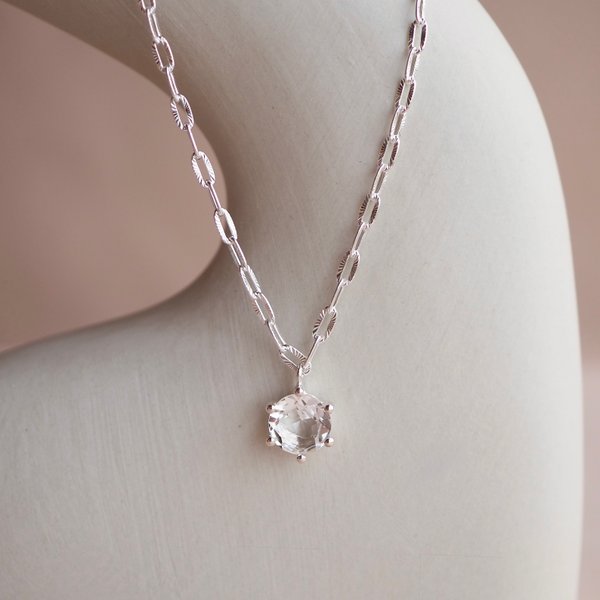 DANELLE Necklace - Clear Quartz (Silver)