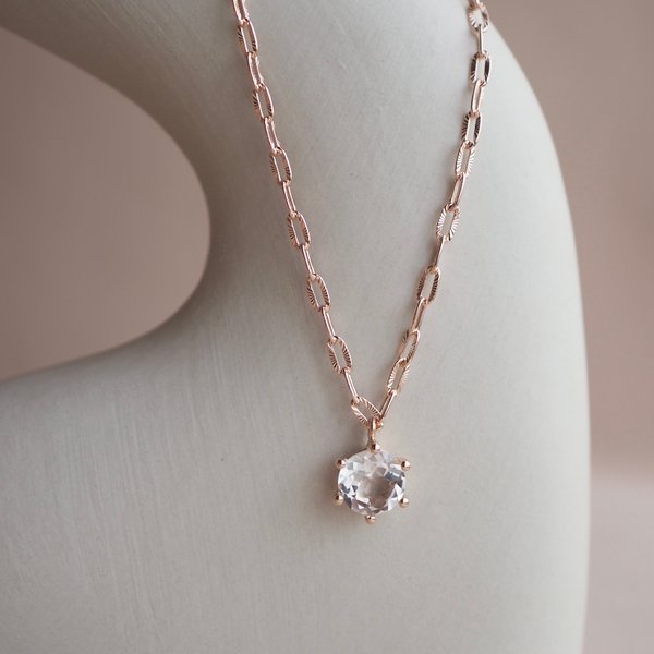 DANELLE Necklace - Clear Quartz (Rose gold)
