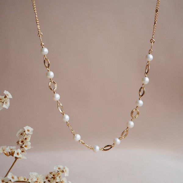 SERA Necklace - Pearl (Yellow Gold)