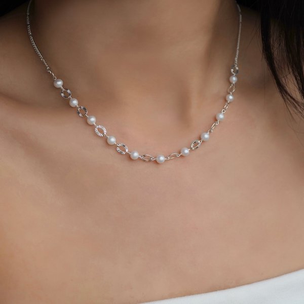 SERA Necklace - Pearl (Silver)