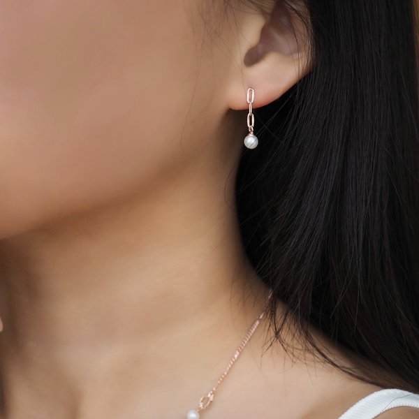 SERA Earrings - Pearl (Rose Gold)