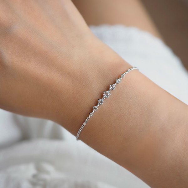 EUNICE Bracelet - White Topaz (Silver)