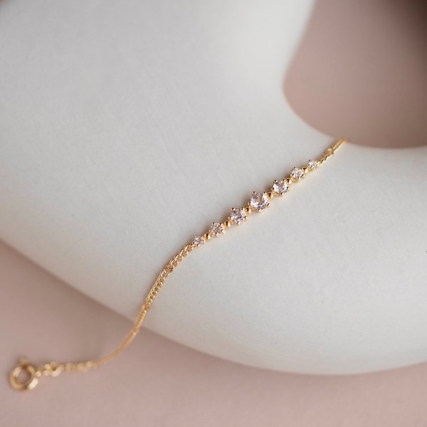 EUNICE Bracelet - White Topaz (Yellow Gold)