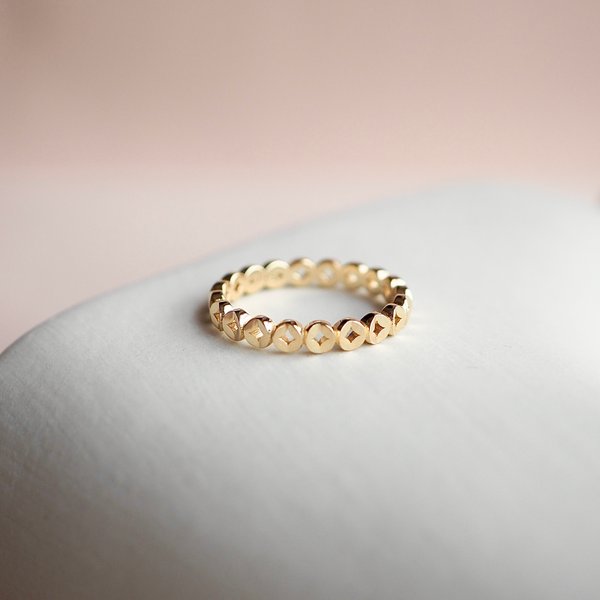 NORA Ring (Yellow Gold)