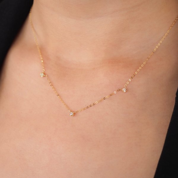 ELKA Diamond Necklace - 18K Yellow Gold